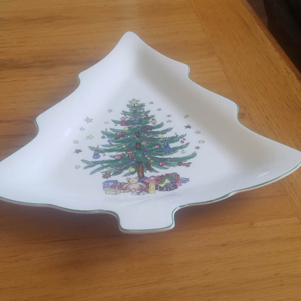 Vintage Nikko White Holiday Christmas tree Plate